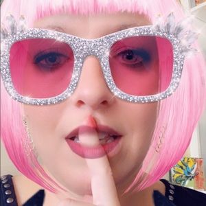 Meet your Posher, Tina